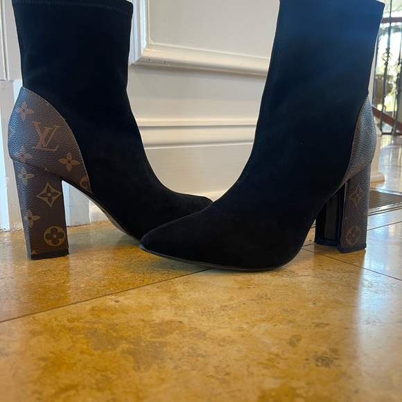 Louis Vuitton ankle boots suede size 39. - Picture 3 of 8